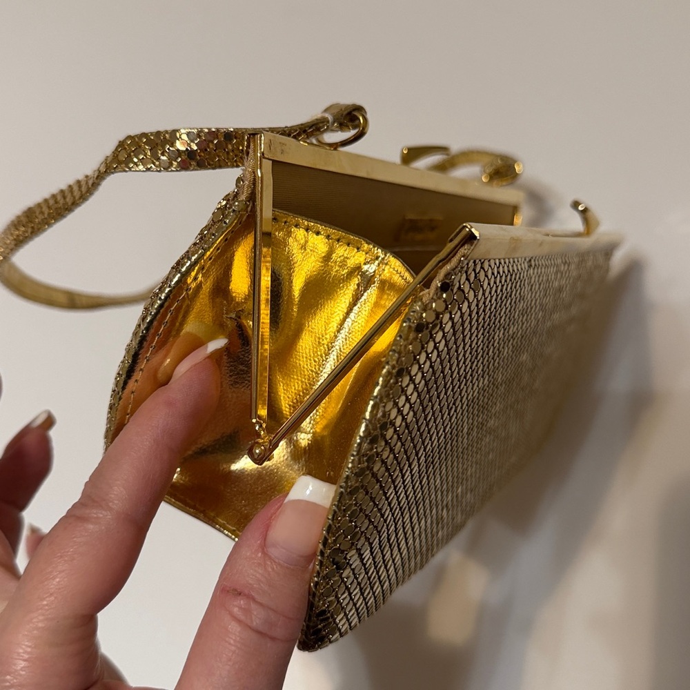 Whiting & Davis vintage gold metalic mesh baguette bag, NWT (deadstock) - Picture 5 of 17